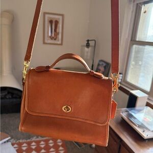 Vintage Coach Court 9870 Bag